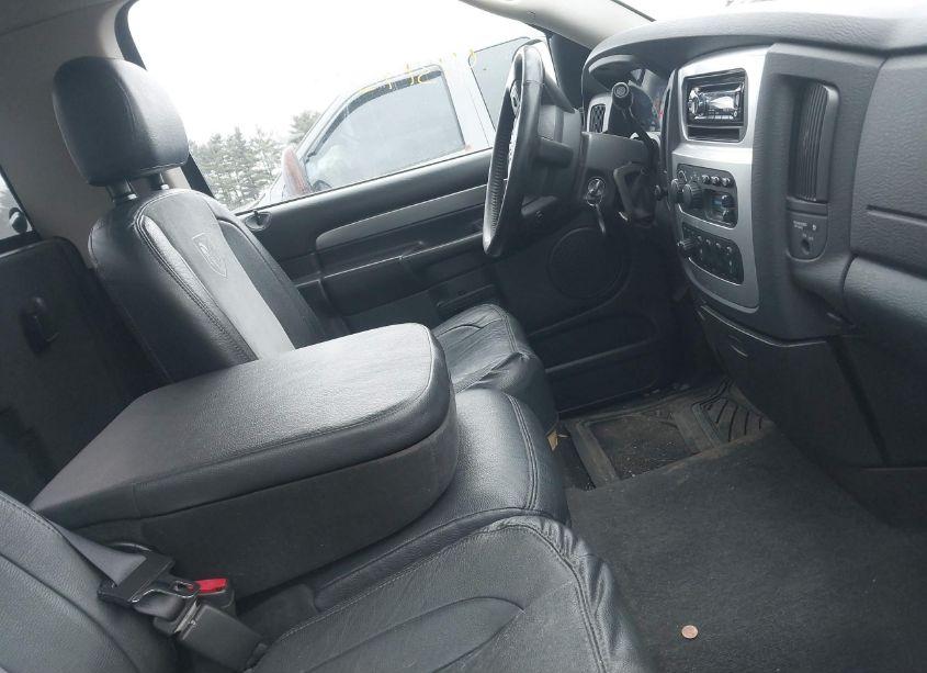 Photo 5 of 2005 Dodge Ram 1500 SLT/LARAMIE (VIN 1D7HU16DX5J597138)