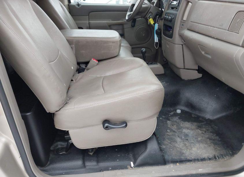 Photo 5 of 2005 Dodge Ram 1500 ST (VIN 1D7HU16N95J549154)