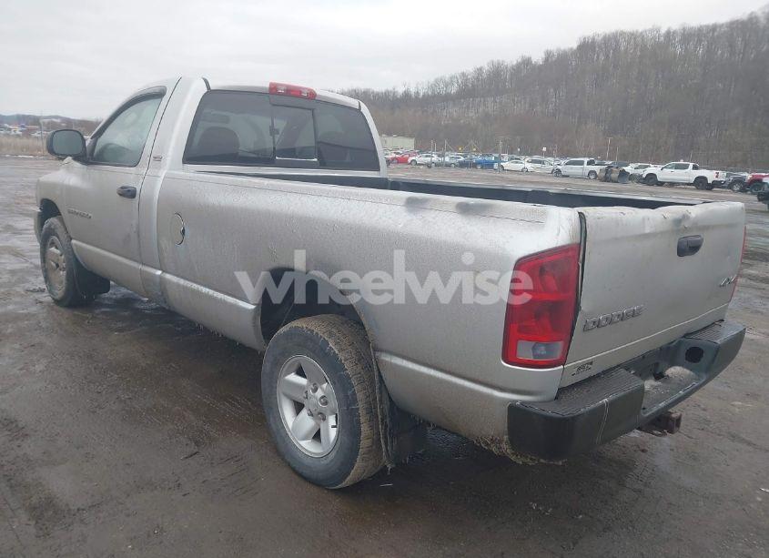Photo 3 of 2002 Dodge Ram 1500 ST (VIN 1D7HU16Z92J165700)