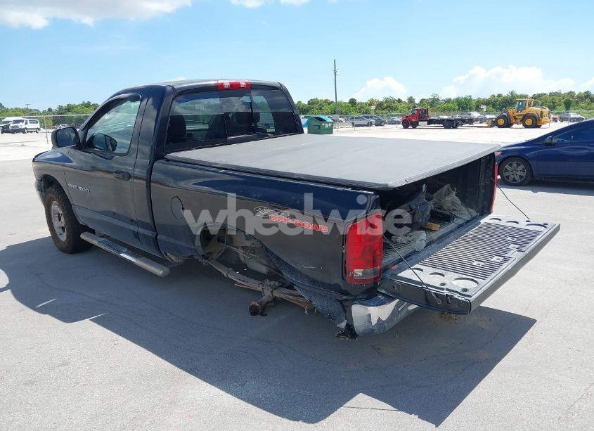 Photo 3 of 2003 Dodge Ram 1500 SLT/LARAMIE/ST (VIN 1D7HU16Z93J530071)