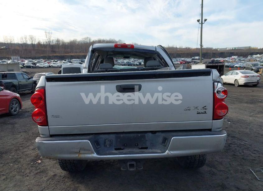 Photo 16 of 2007 Dodge Ram 1500 SLT/TRX4 OFF ROAD/SPORT (VIN 1D7HU18207S116967)
