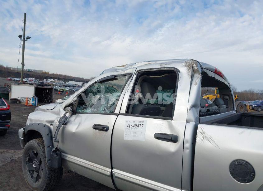 Photo 6 of 2007 Dodge Ram 1500 SLT/TRX4 OFF ROAD/SPORT (VIN 1D7HU18207S116967)
