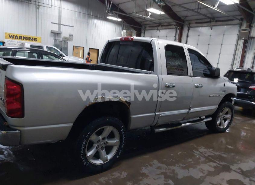 Photo 13 of 2007 Dodge Ram 1500 SLT/TRX4 OFF ROAD/SPORT (VIN 1D7HU18217S116945)
