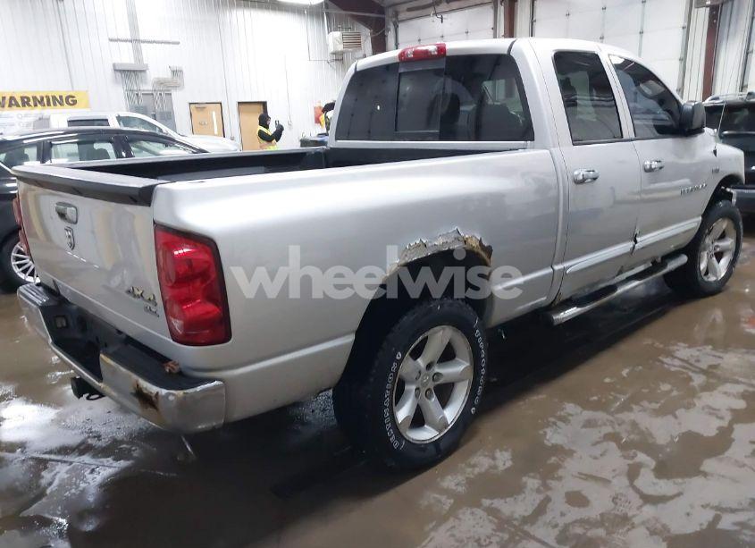 Photo 4 of 2007 Dodge Ram 1500 SLT/TRX4 OFF ROAD/SPORT (VIN 1D7HU18217S116945)