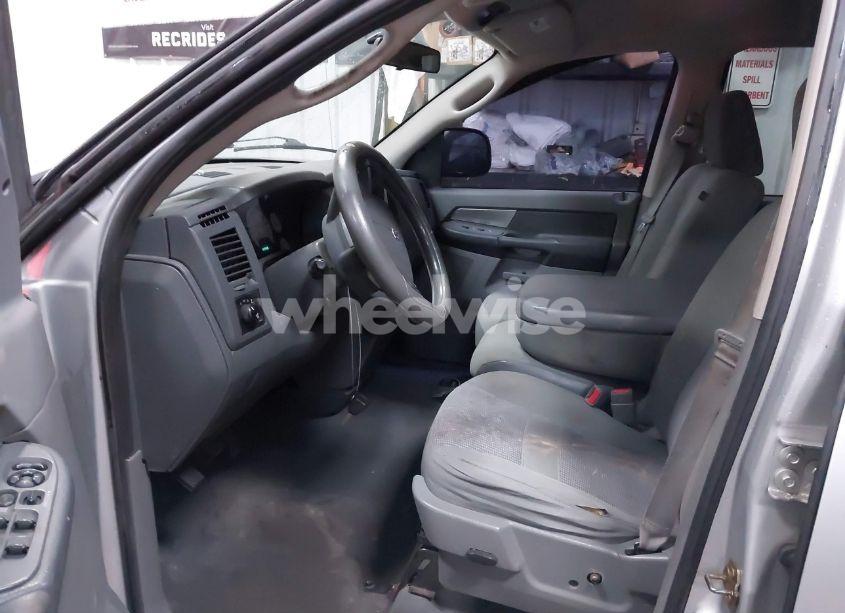 Photo 5 of 2007 Dodge Ram 1500 SLT/TRX4 OFF ROAD/SPORT (VIN 1D7HU18217S116945)