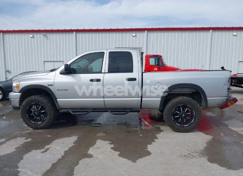 Photo 14 of 2008 Dodge Ram 1500 SLT (VIN 1D7HU18228J122115)