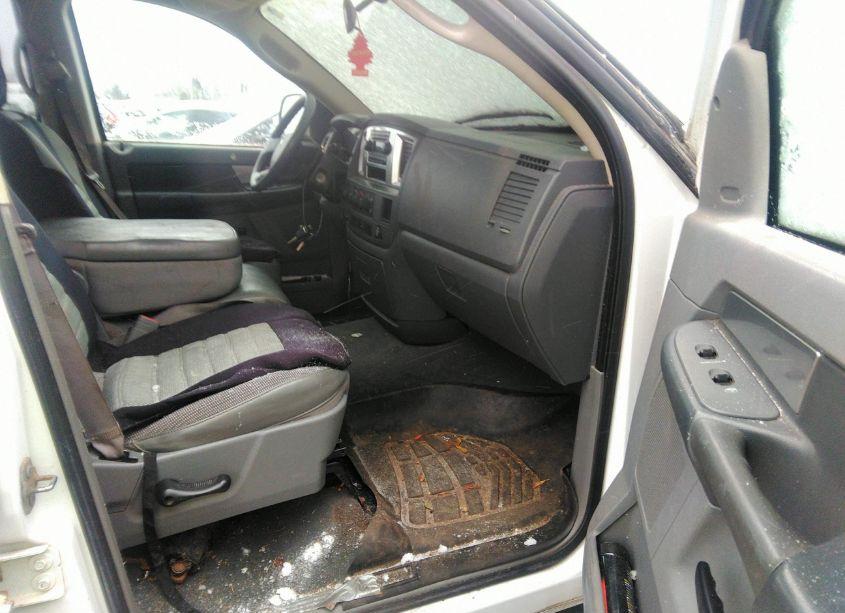 Photo 5 of 2008 Dodge Ram 1500 SLT (VIN 1D7HU18228S595037)