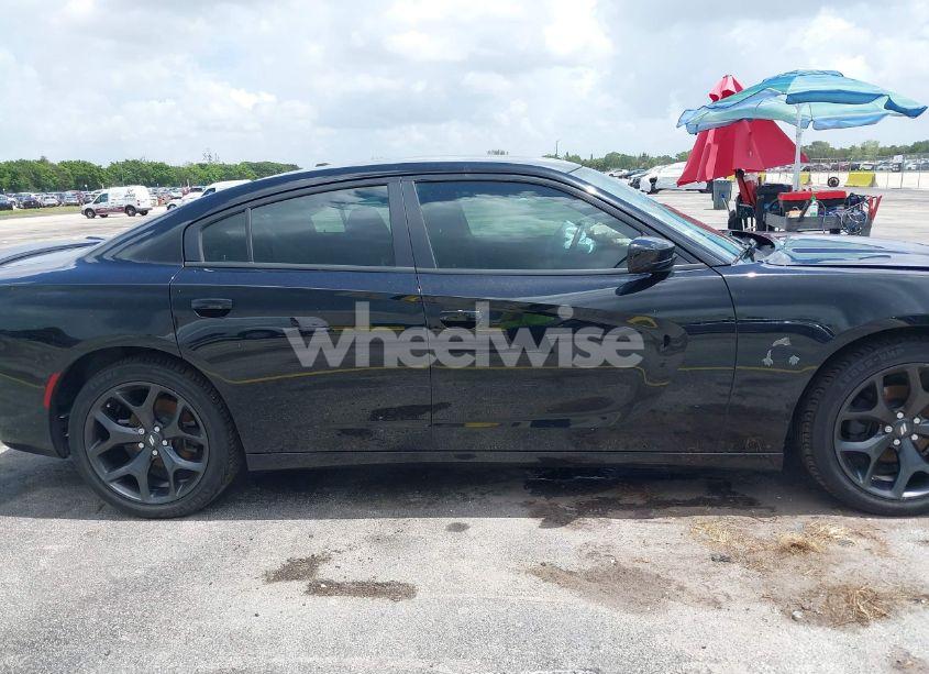 Photo 14 of 2020 Dodge Charger SXT RWD (VIN 1D7HU18237S******)