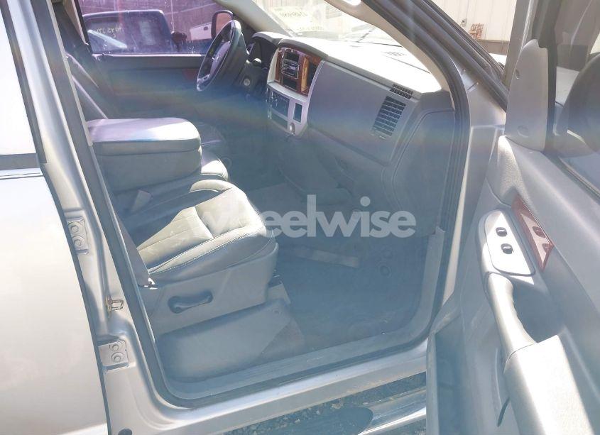 Photo 5 of 2006 Dodge Ram 1500 LARAMIE (VIN 1D7HU18246S636765)