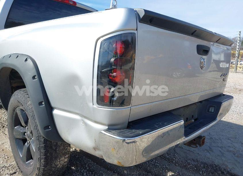 Photo 6 of 2006 Dodge Ram 1500 LARAMIE (VIN 1D7HU18246S636765)