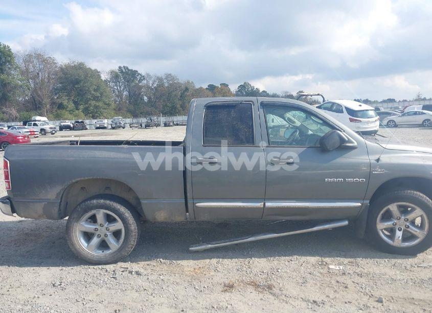Photo 13 of 2006 Dodge Ram 1500 LARAMIE (VIN 1D7HU18256S616153)