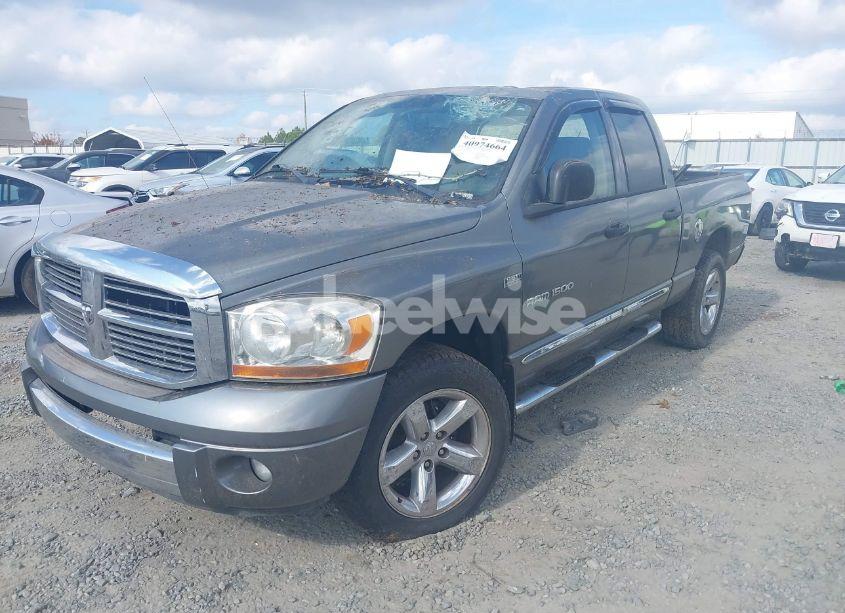 Photo 2 of 2006 Dodge Ram 1500 LARAMIE (VIN 1D7HU18256S616153)
