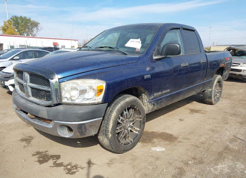 Photo 2 of 2007 Dodge Ram 1500 SLT/TRX4 OFF ROAD/SPORT (VIN 1D7HU18257J610456)