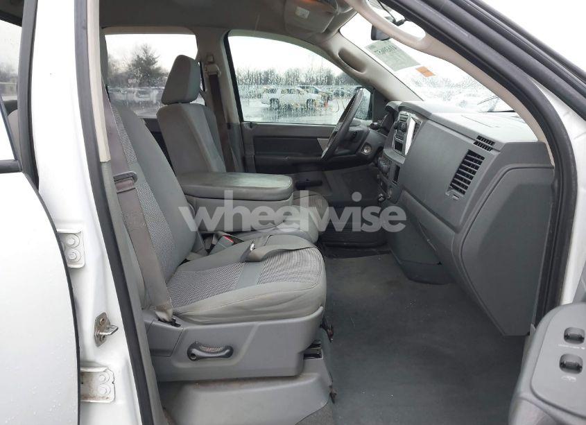 Photo 5 of 2008 Dodge Ram 1500 SLT (VIN 1D7HU18268S501208)