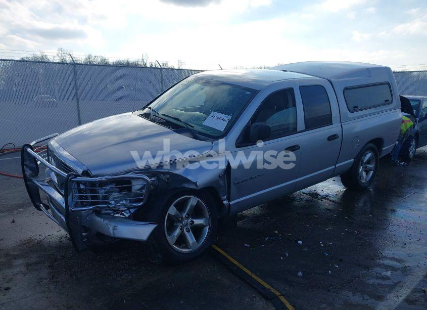 Photo 2 of 2007 Dodge Ram 1500 SLT/TRX4 OFF ROAD/SPORT (VIN 1D7HU18287J586721)