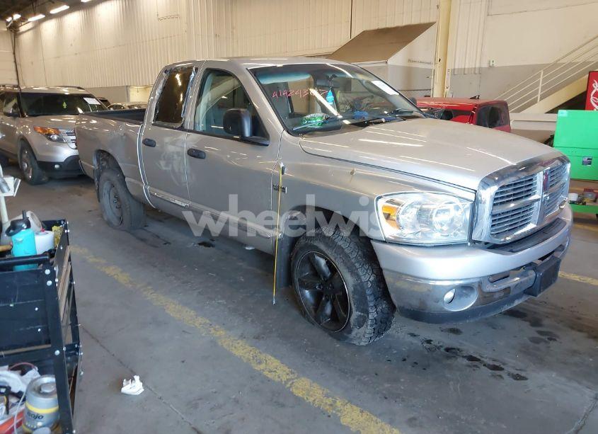 2007 Dodge Ram 1500 SLT/TRX4 OFF ROAD/SPORT (VIN 1D7HU18287S239951) main photo