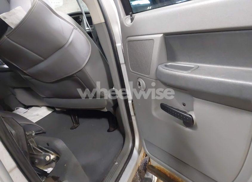 Photo 8 of 2008 Dodge Ram 1500 SLT (VIN 1D7HU18288S607630)