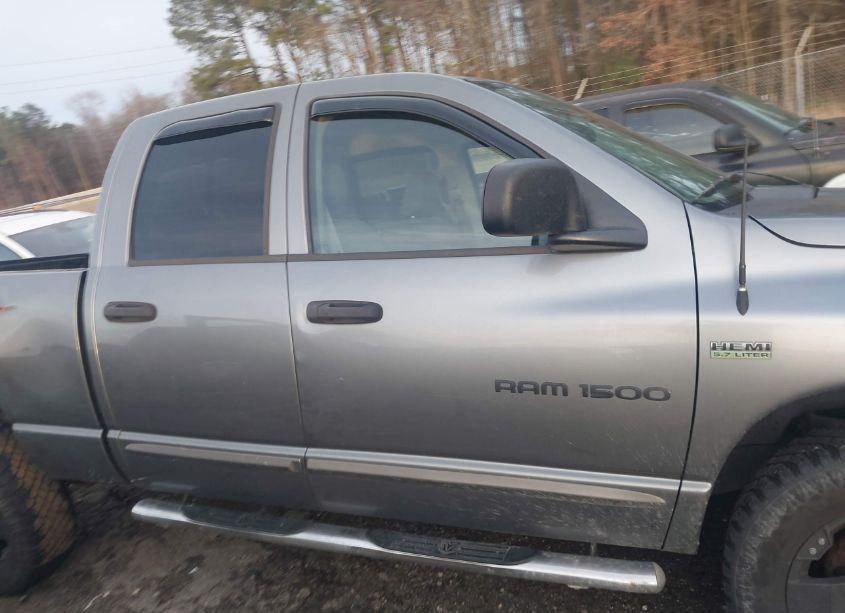 Photo 13 of 2007 Dodge Ram 1500 SLT/TRX4 OFF ROAD/SPORT (VIN 1D7HU18297J560855)