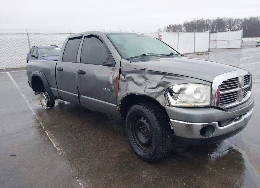2008 Dodge Ram 1500 SLT (VIN 1D7HU18298S566389) main photo