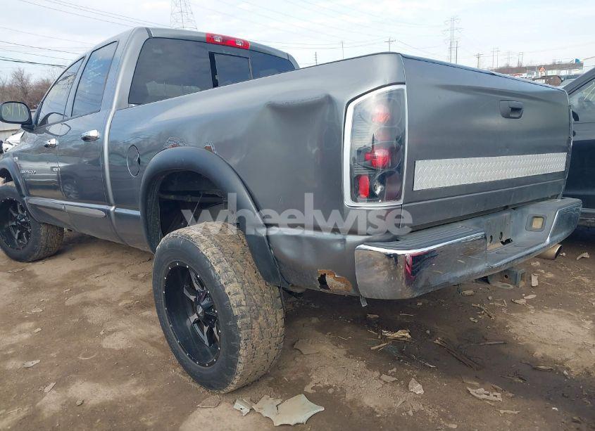 Photo 3 of 2006 Dodge Ram 1500 SLT/TRX4 OFF ROAD/SPORT (VIN 1D7HU182X6S681936)