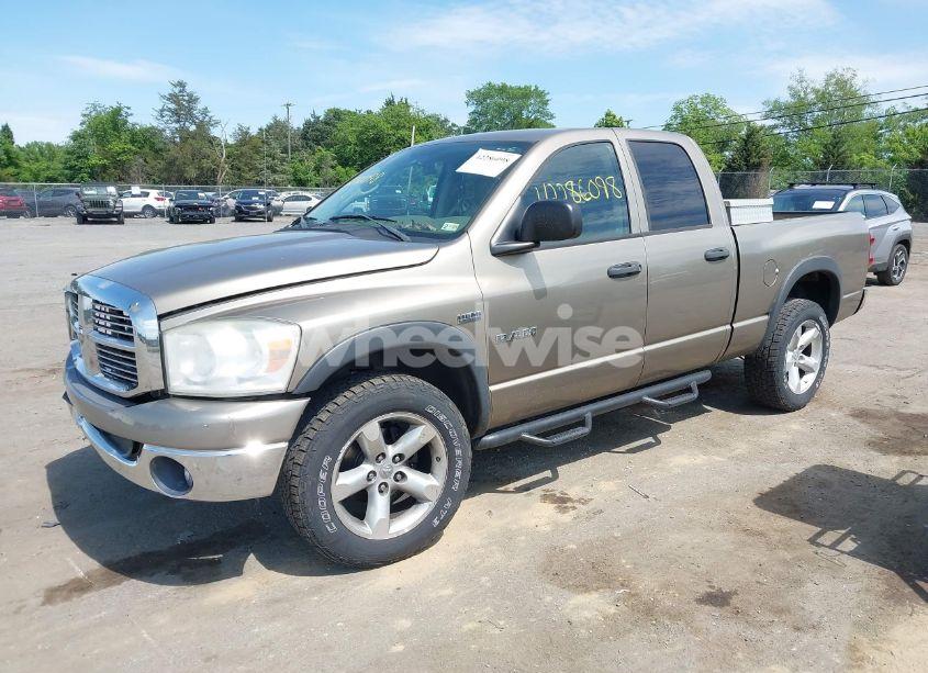 Photo 2 of 2008 Dodge Ram 1500 SLT (VIN 1D7HU182X8J196723)