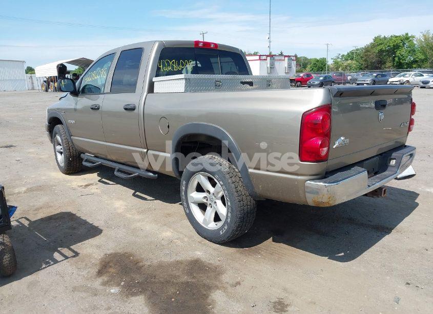 Photo 3 of 2008 Dodge Ram 1500 SLT (VIN 1D7HU182X8J196723)