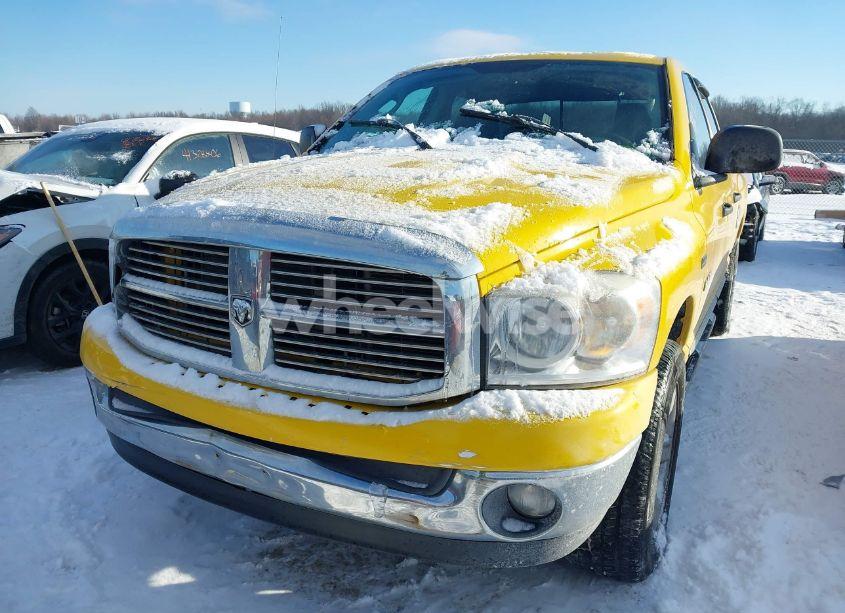 Photo 2 of 2008 Dodge Ram 1500 SLT (VIN 1D7HU182X8S570998)