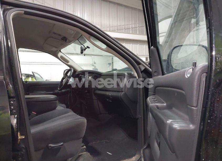 Photo 5 of 2004 Dodge Ram 1500 SLT/LARAMIE (VIN 1D7HU18D14J214165)