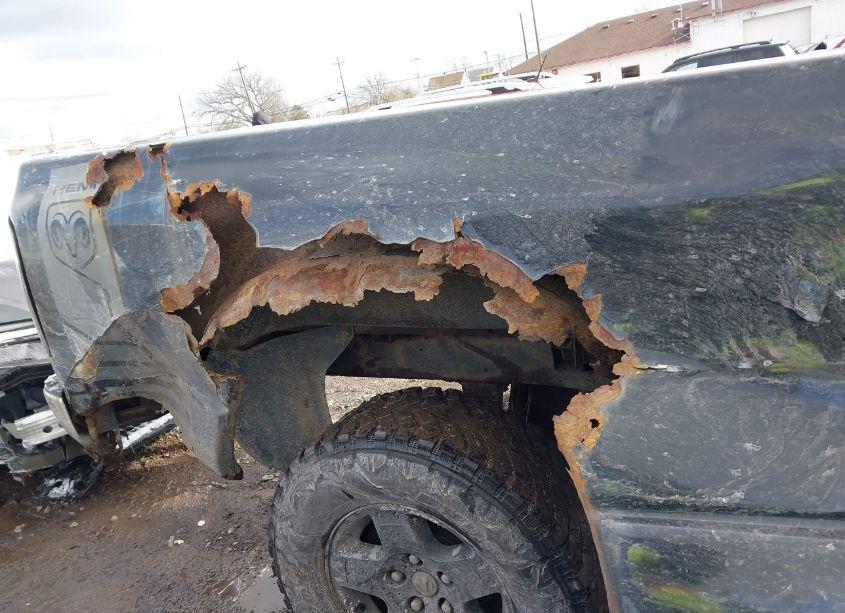 Photo 12 of 2005 Dodge Ram 1500 SLT/LARAMIE (VIN 1D7HU18D15S175976)