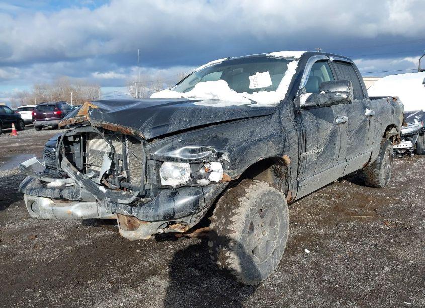 Photo 2 of 2005 Dodge Ram 1500 SLT/LARAMIE (VIN 1D7HU18D15S175976)