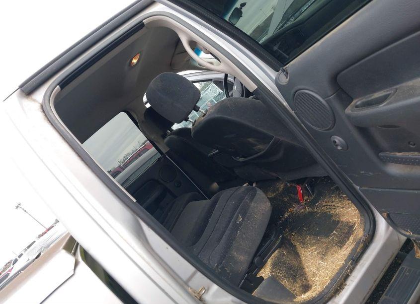 Photo 8 of 2005 Dodge Ram 1500 SLT/LARAMIE (VIN 1D7HU18D35S181469)