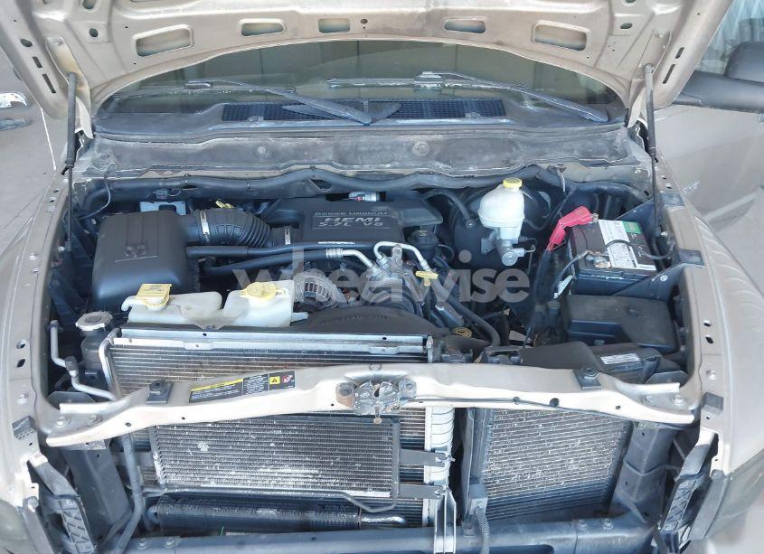 Photo 10 of 2005 Dodge Ram 1500 SLT/LARAMIE (VIN 1D7HU18D35S198322)