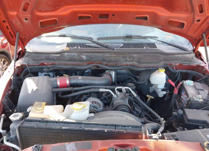 Photo 10 of 2005 Dodge Ram 1500 SLT/LARAMIE (VIN 1D7HU18D45J639915)