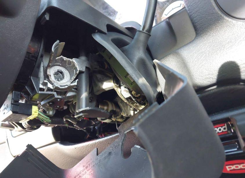 Photo 6 of 2005 Dodge Ram 1500 SLT/LARAMIE (VIN 1D7HU18D45J639915)