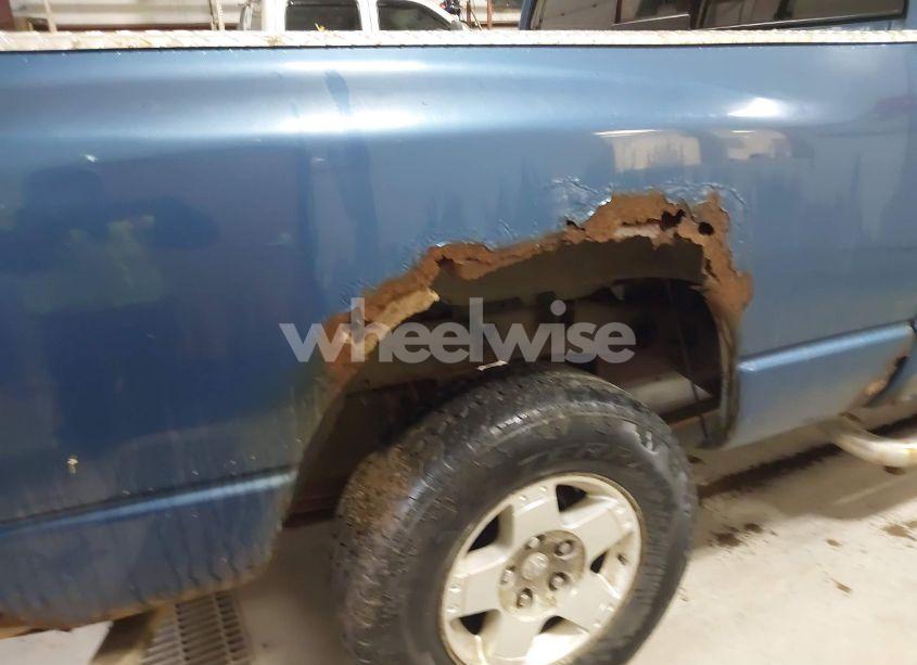 Photo 12 of 2005 Dodge Ram 1500 SLT/LARAMIE (VIN 1D7HU18D45S300274)