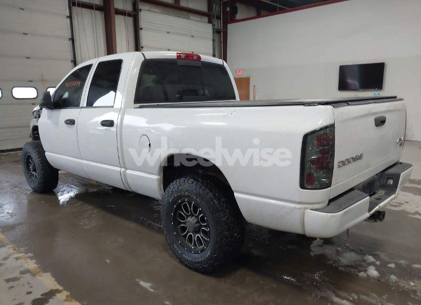 Photo 3 of 2004 Dodge Ram 1500 SLT/LARAMIE (VIN 1D7HU18D54S646459)