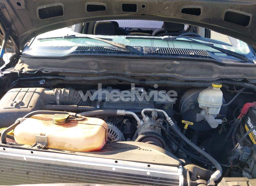 Photo 10 of 2004 Dodge Ram 1500 SLT/LARAMIE (VIN 1D7HU18D64S733190)