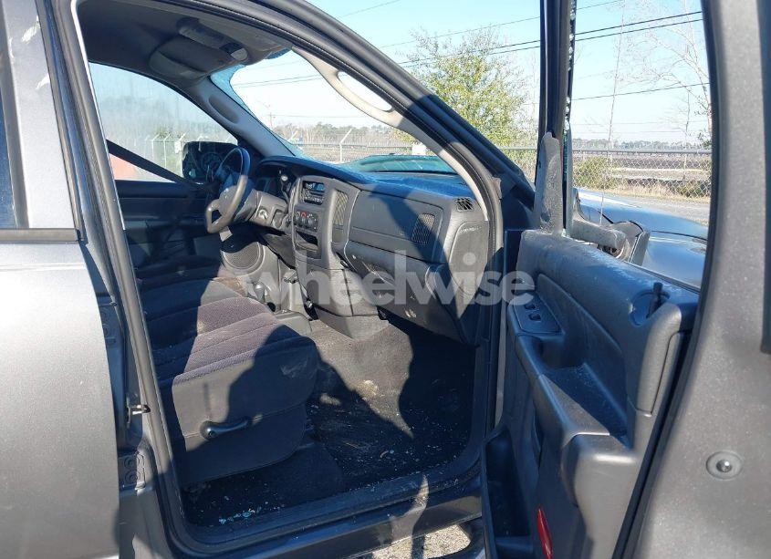 Photo 5 of 2004 Dodge Ram 1500 SLT/LARAMIE (VIN 1D7HU18D64S733190)