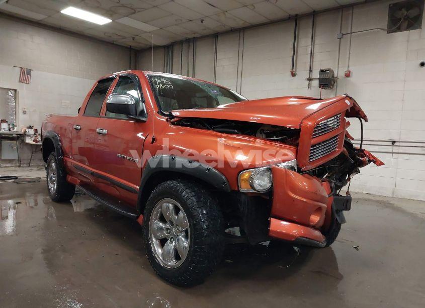 2005 Dodge Ram 1500 SLT/LARAMIE (VIN 1D7HU18D65J589759) main photo