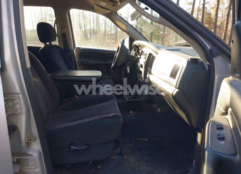 Photo 5 of 2005 Dodge Ram 1500 SLT/LARAMIE (VIN 1D7HU18D65S285728)