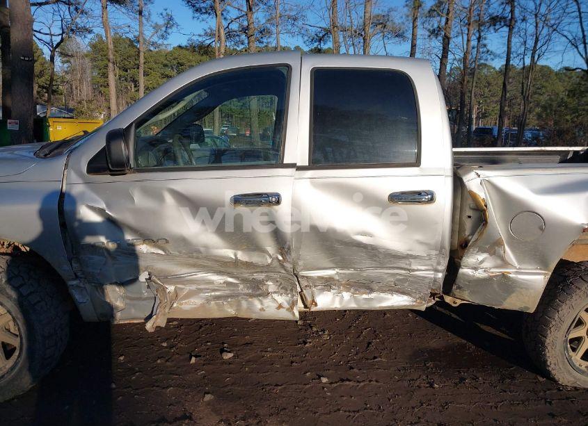 Photo 6 of 2005 Dodge Ram 1500 SLT/LARAMIE (VIN 1D7HU18D65S285728)