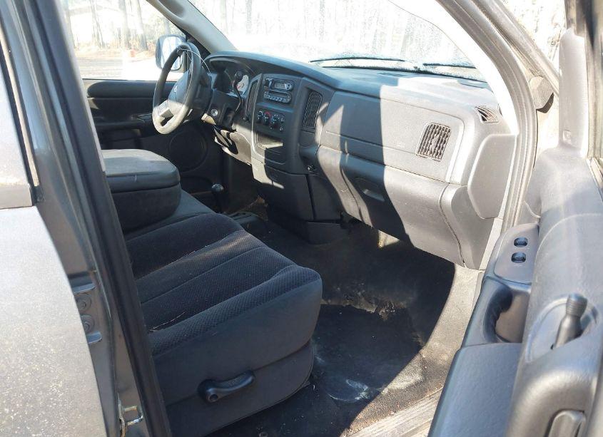 Photo 5 of 2005 Dodge Ram 1500 SLT/LARAMIE (VIN 1D7HU18D75S105284)