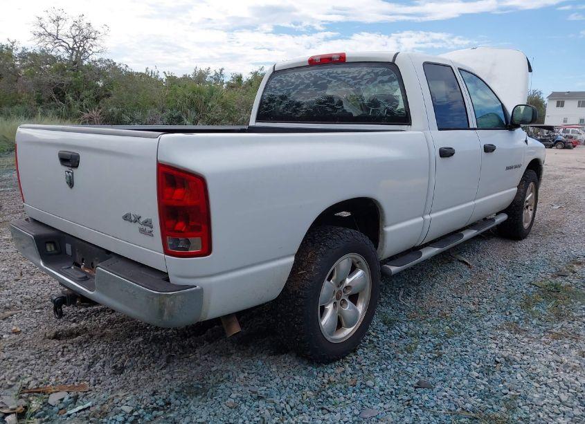 Photo 4 of 2005 Dodge Ram 1500 SLT/LARAMIE (VIN 1D7HU18D95J501383)