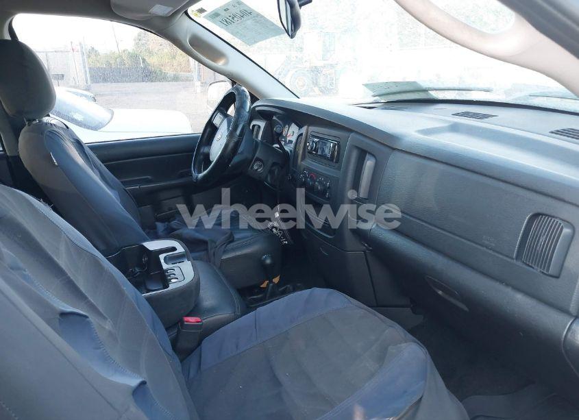 Photo 5 of 2005 Dodge Ram 1500 SLT/LARAMIE (VIN 1D7HU18D95S222753)