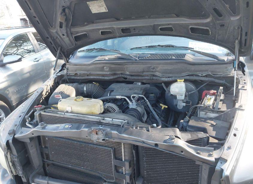 Photo 10 of 2004 Dodge Ram 1500 SLT/LARAMIE (VIN 1D7HU18DX4J117188)