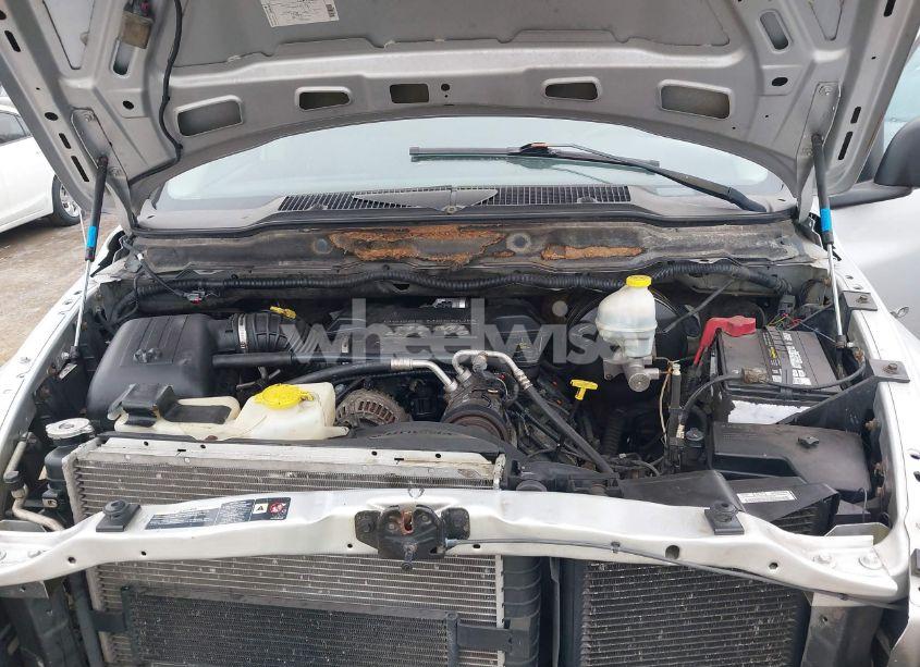 Photo 10 of 2004 Dodge Ram 1500 SLT/LARAMIE (VIN 1D7HU18DX4S775944)