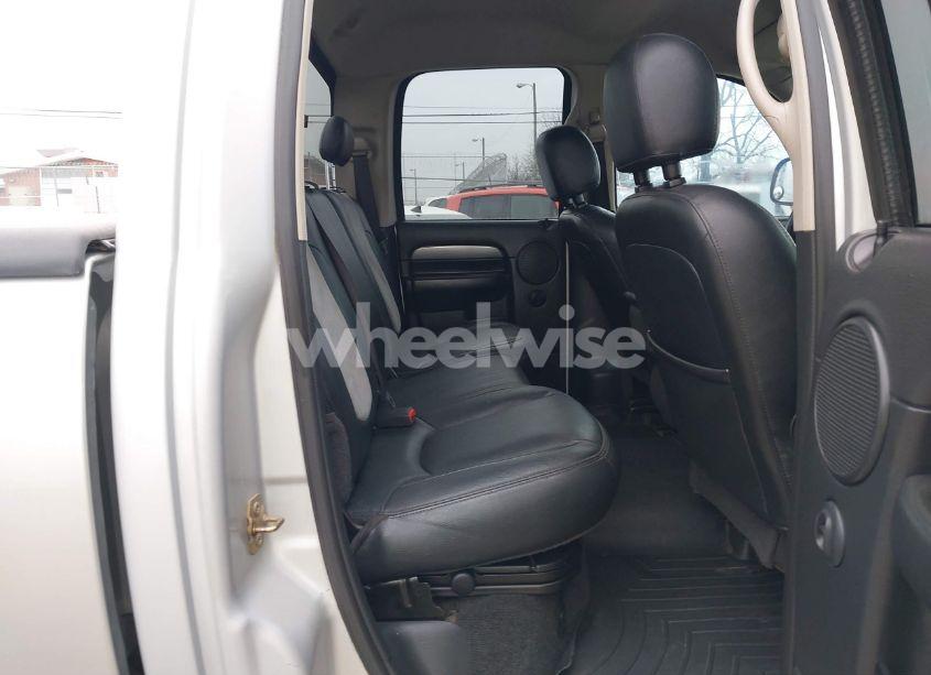 Photo 8 of 2004 Dodge Ram 1500 SLT/LARAMIE (VIN 1D7HU18DX4S775944)