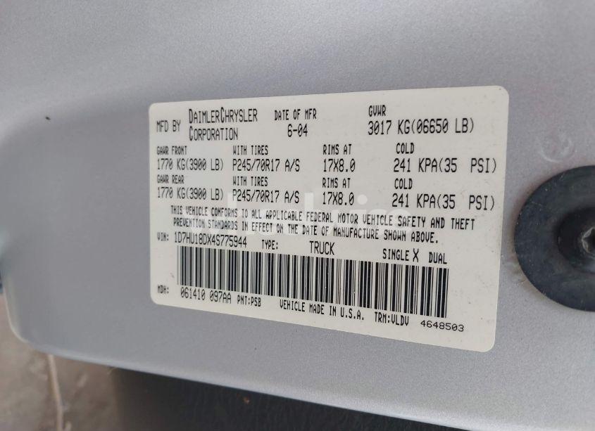 Photo 9 of 2004 Dodge Ram 1500 SLT/LARAMIE (VIN 1D7HU18DX4S775944)