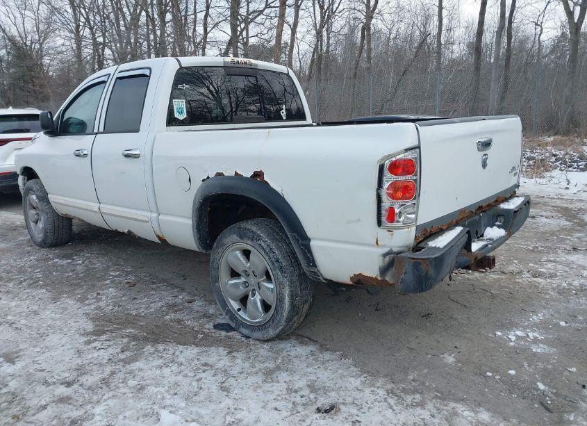Photo 3 of 2005 Dodge Ram 1500 SLT/LARAMIE (VIN 1D7HU18DX5S359071)