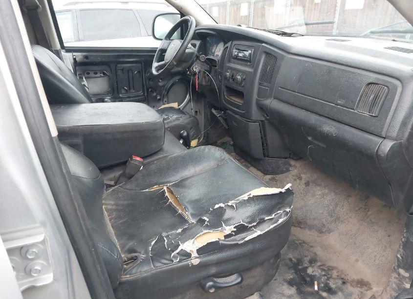 Photo 5 of 2005 Dodge Ram 1500 ST (VIN 1D7HU18N15J547153)